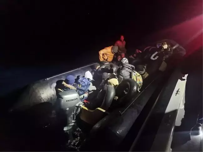 Ayvalık'ta 35 Düzensiz Göçmen Yakalandı