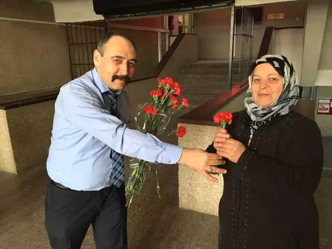Mübaşirden