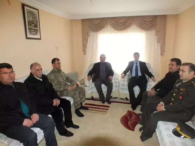 Kaymakam Kırlı'dan Şehit Ailelelerine Ziyaret