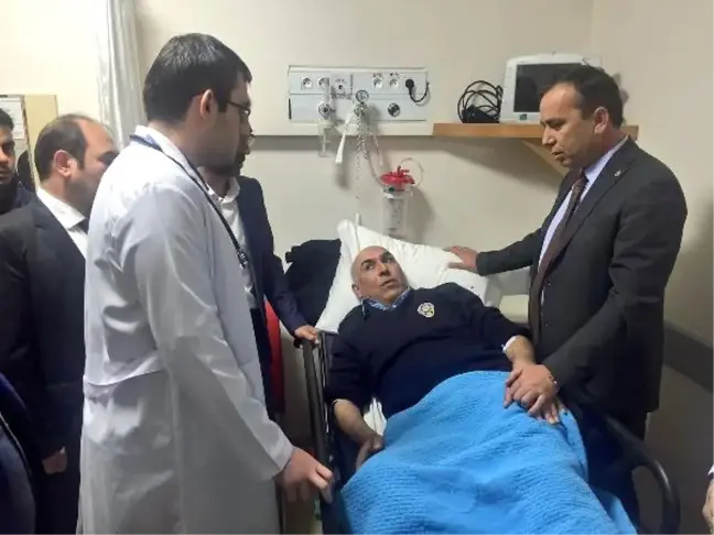Cumhurbaşkanı Başdanışmanı Topçu'nun Konvoyunda Kaza : 2 Polis Yaralı