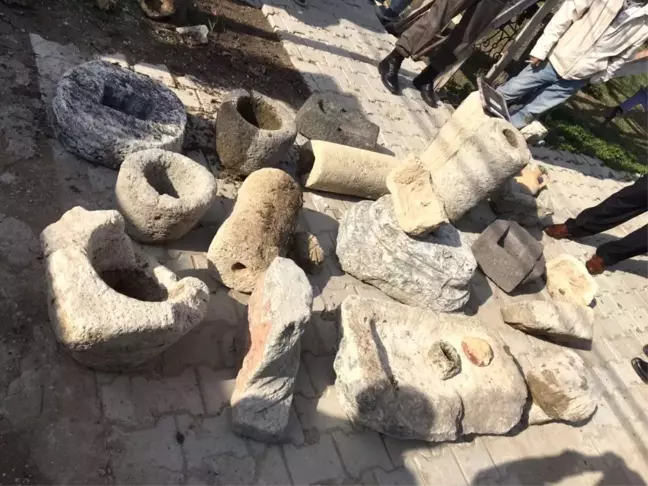 Karaman'da Çok Sayıda Tarihi Eser Ele Geçirildi