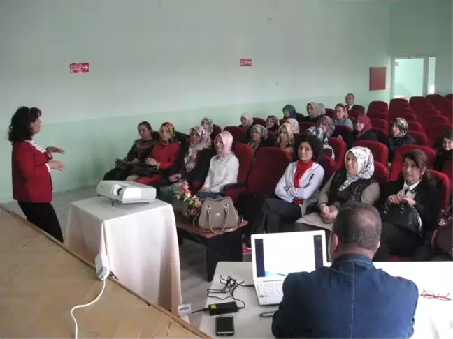 Pazaryeri'nde Tüketici Hakları Semineri Düzenlendi