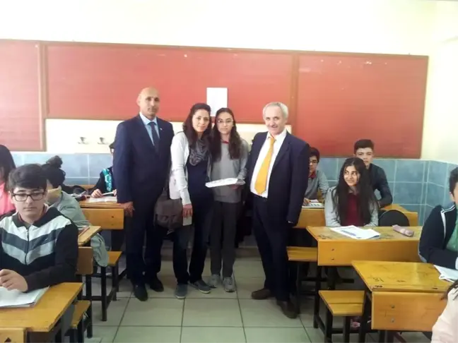 Sorgun'da Şiir, Kompozisyon ve Resim Yarışması Düzenledi