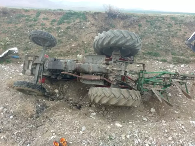 Çankırı'da Traktör Devrildi: 1 Ölü