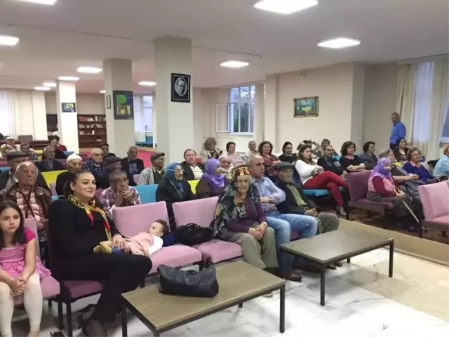 Huzurevindeki Yaşlılara Türk Sanat Müziği Konseri