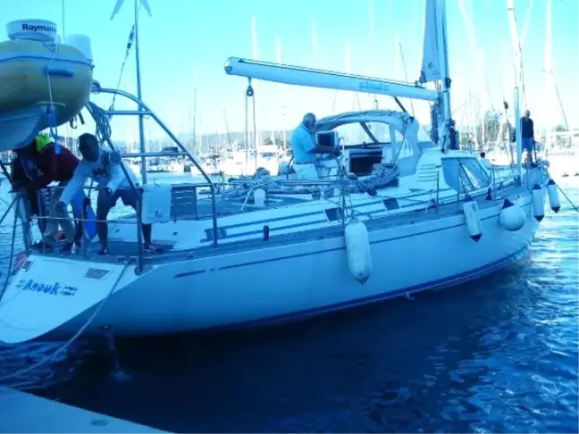 İkinci Dünya Turunu Teos Marina'da Tamamladı