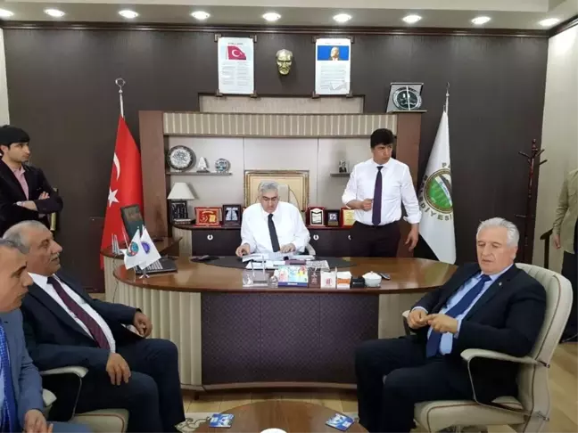 Başkan Öz, Pasinler, Horasan, Köprüköy ve Narman'ı Ziyaret Etti