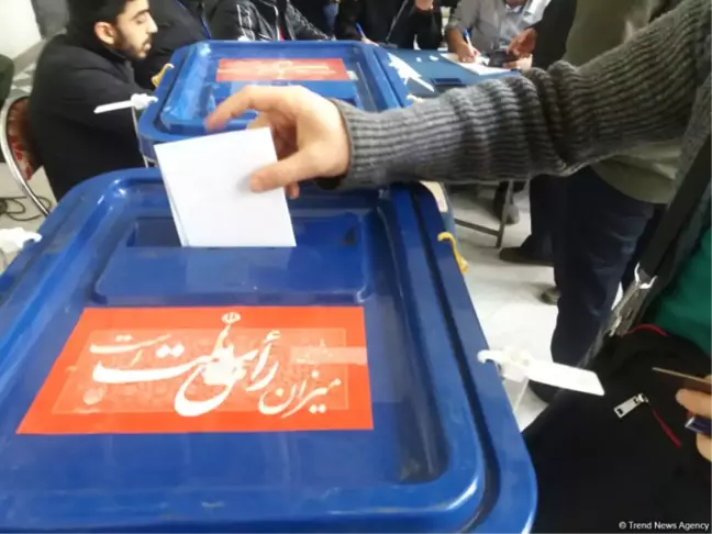 İran'da Cumhurbaşkanlığı Seçimlerine Doğru