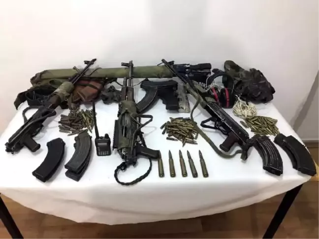 Bingöl'de Öldürülen PKK'lılara Ait Silah ve Mühimmat Ele Geçirildi