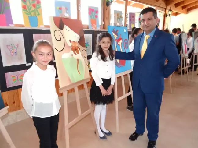 Gölpazarı Gazimihal Ortaokulu'ndan Resim Sergisi