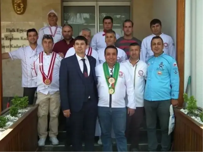 Havran'da Aşçı Çırağı Kursu Sertifika Töreni Yapıldı