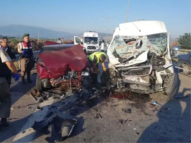 Torbalı'da Kaza: 2 Ölü, 10 Yaralı