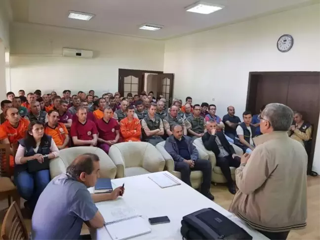 Yangınla Mücadele Ekiplerine 'İşbaşı ve Bilgi Yenileme' Eğitimi