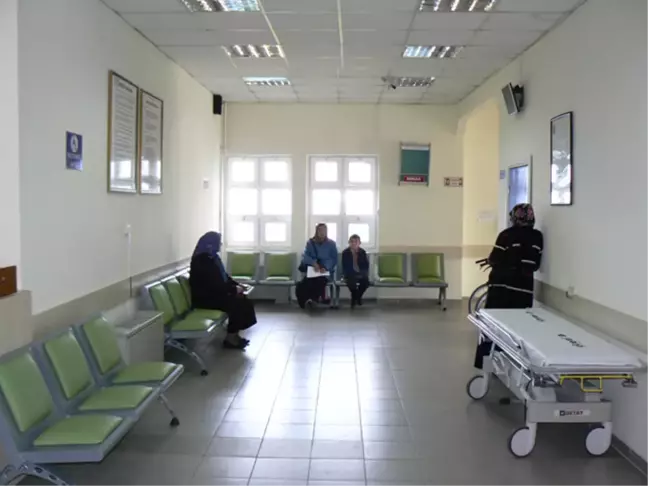 Ramazan'da Hastanelerin Acil ve Poliklinik Sayılarında Yüzde 14'lük Azalma
