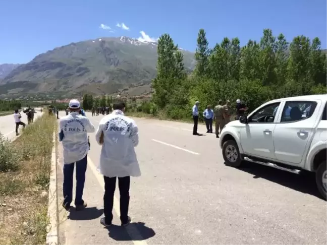 Teröristler, Askeri Konvoy Geçerken Patlayıcıyı İnfilak Ettirdi (2)