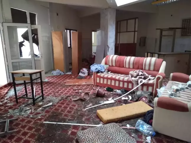 Fetö'den Kapatılan Yurt Yağmalandı