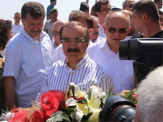 Vali Coş'a Veda Töreni