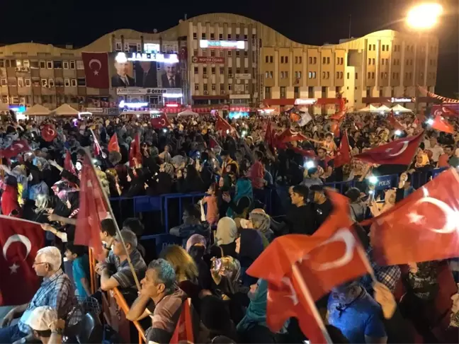 Sakarya'da 'Demokrasi Nöbeti' Başladı