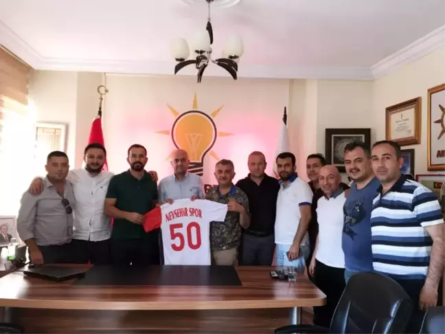 Nevşehirspor Yöneticileri AK Parti'yi Ziyaret Etti
