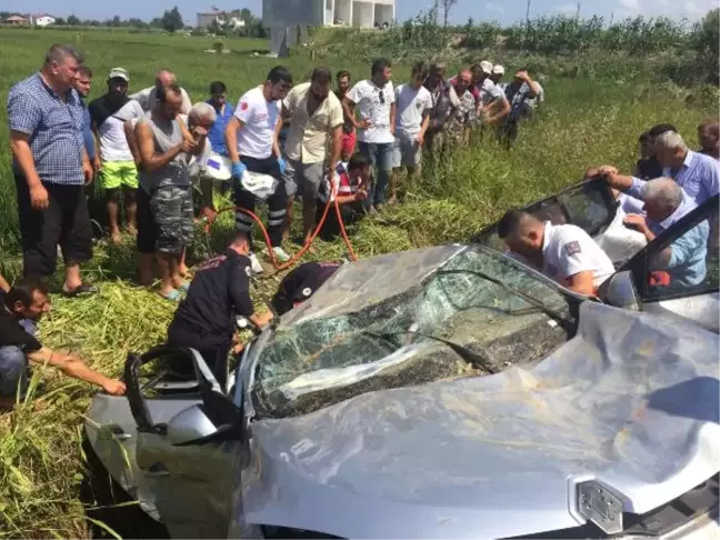 Samsun'da Kamyonetle Çarpışan Otomobil Takla Attı: 2 Ölü, 3 Yaralı