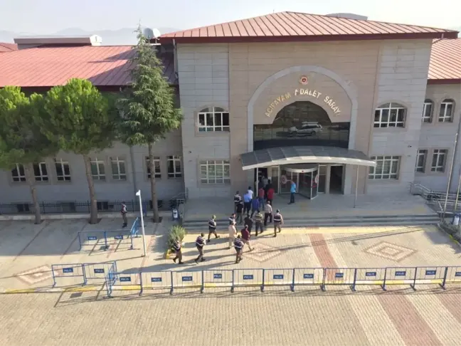 Acıpayam'da Fetö Operasyonu: 8 Tutuklama