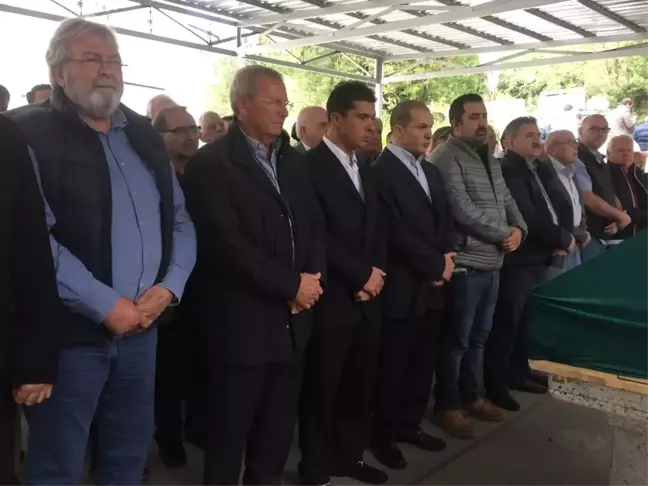 Zekeriya Alp'in Kardeşi Fahrettin Alp, Son Yolculuğuna Uğurlandı