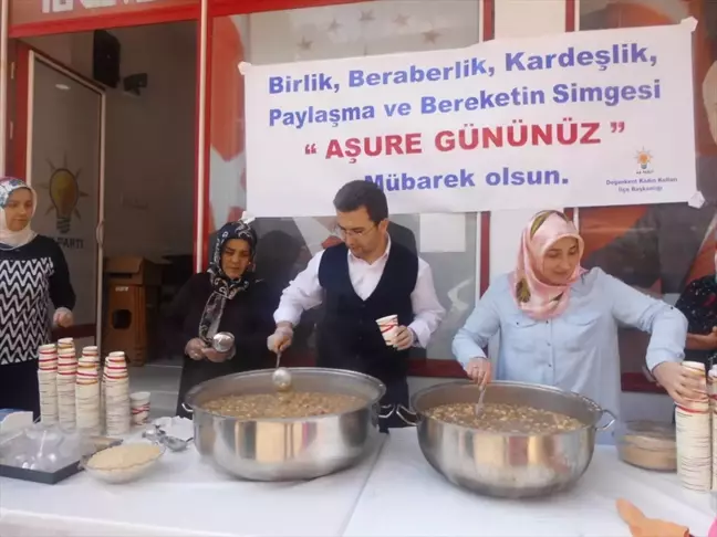 Doğankent'te Aşure Dağıtıldı