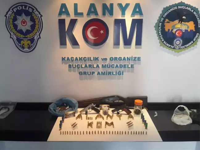 Alanya'da Tefecilere Yönelik Operasyon