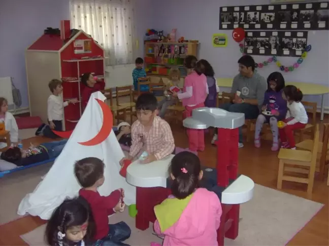 Kızılay'dan 'Çocuklar İyilikle Büyüsün' Projesi