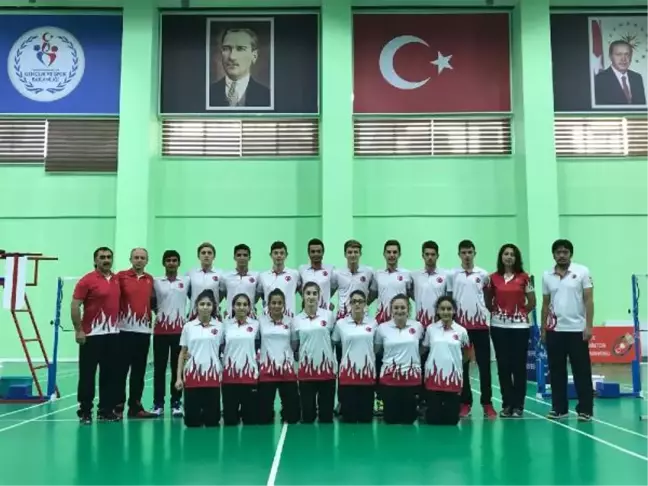 17 Yaş Altı Badminton Milli Takımı Prag'a Gidiyor