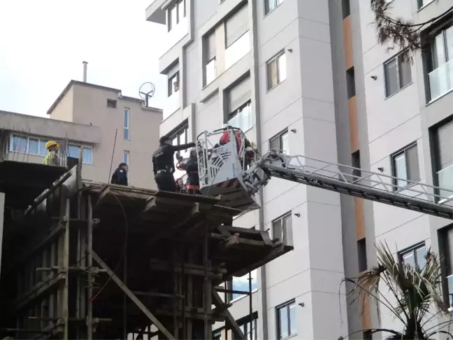 Kadıköy'de Bir İnşaatta Beton Pompasının Kolu Koptu: 1 Yaralı