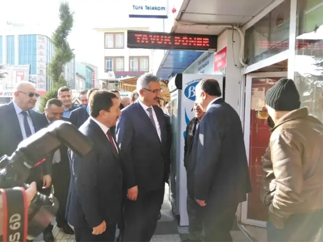 Vali Kılıç ve Balkanlıoğlu, Esnafı Ziyaret Etti