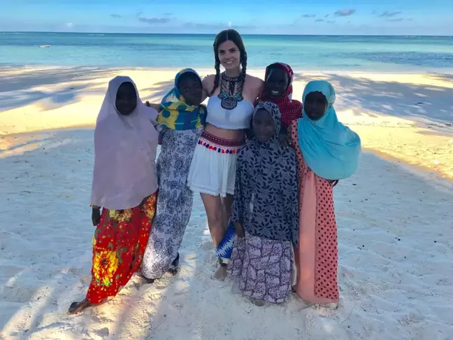 Sevil Uyar Tatil için Zanzibar'ı Seçti