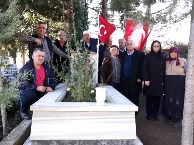 Alaçamlı Şehit Kabri Başında Anıldı