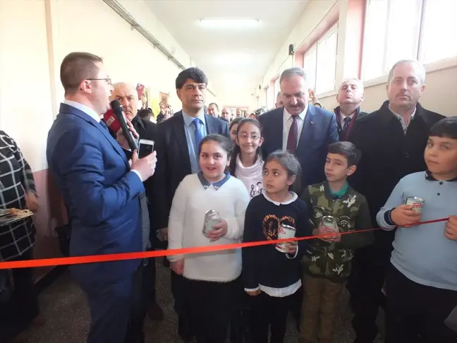 Sivas'ta Yetim Öğrenciler Yararına Kermes