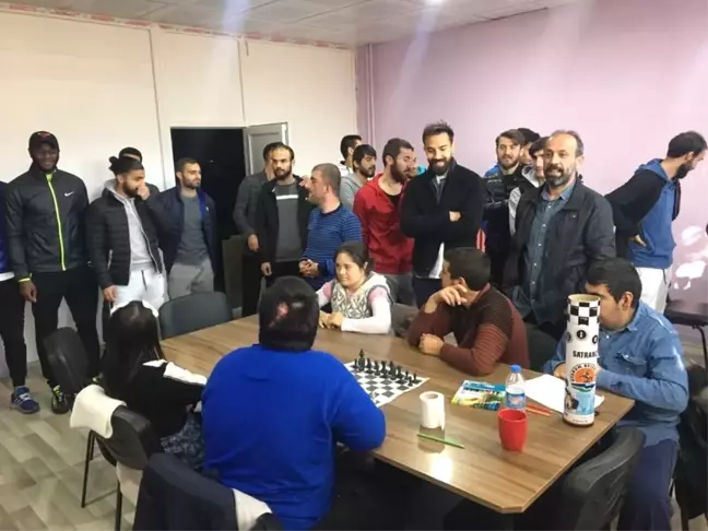 Pertekspor'lu Futbolcular, Özel Çocuklarla Bir Araya Geldi