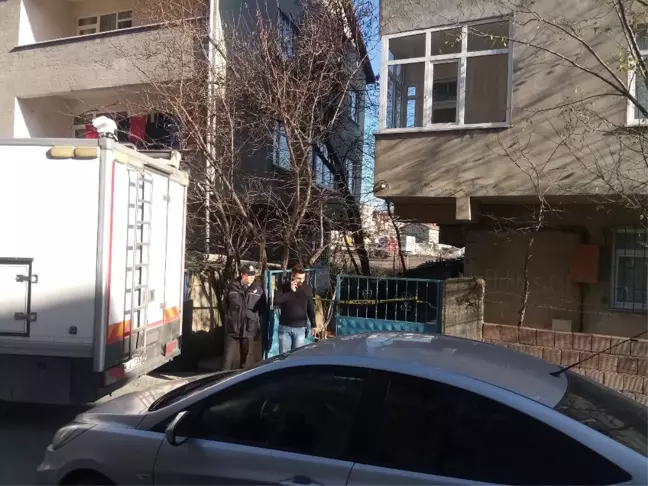 İstanbul'da Korkunç Olay: Çekiçle Öldürülmüşler