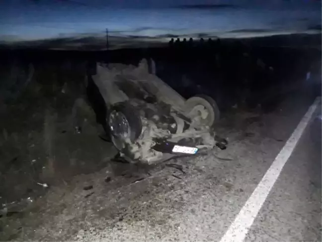 Aksaray'da İki Otomobil Çarpıştı: 2 Ölü, 6 Yaralı