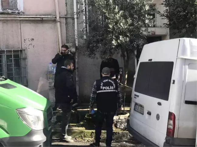 Beyoğlu'nda Polis Memuru Evinde Ölü Bulundu