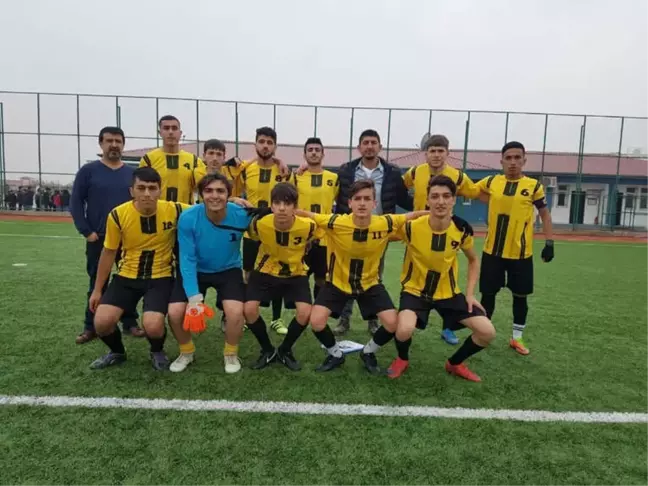 Diyarbakır'da Okullararası Futbol Müsabakaları