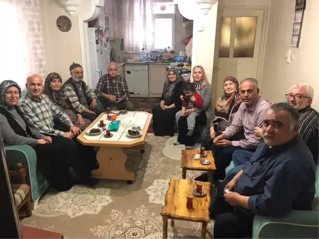 Başkan Yaman'dan Umreden Gelen Vatandaşlara Ziyaret