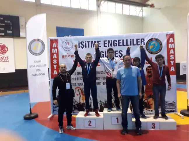 Palandöken Belediye Spor Güreş Takımı Sporcusu Türkiye Şampiyonu Oldu