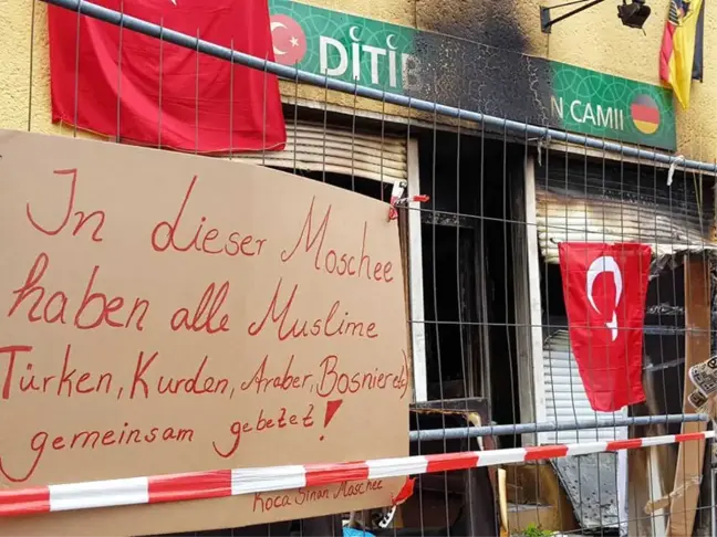 Almanya'da Türklere Yönelik Çirkin Saldırılara Kınama