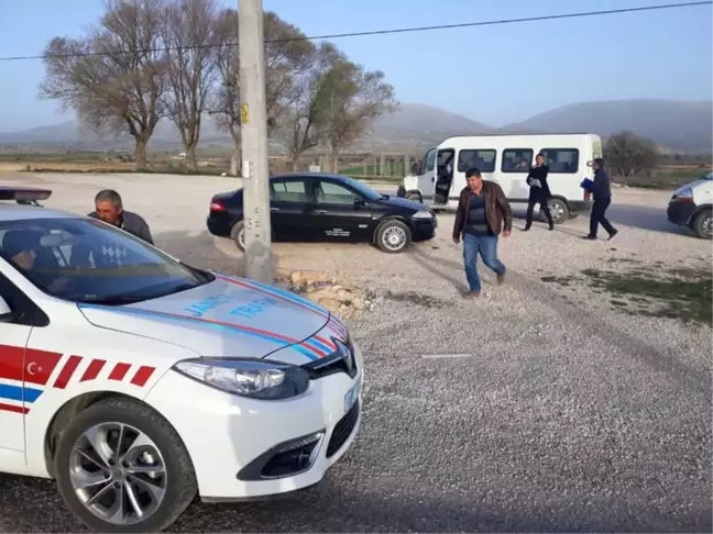 Antalya Korkuteli'de Taşımalı Servis Araçları Denetimi
