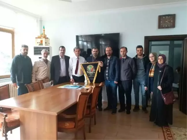 İhh'dan Başkan Özkan'a Ziyaret