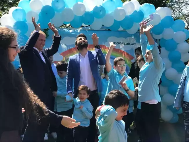 Dünya Otizm Farkındalık Günü'ne Özel Baloya Yoğun İlgi