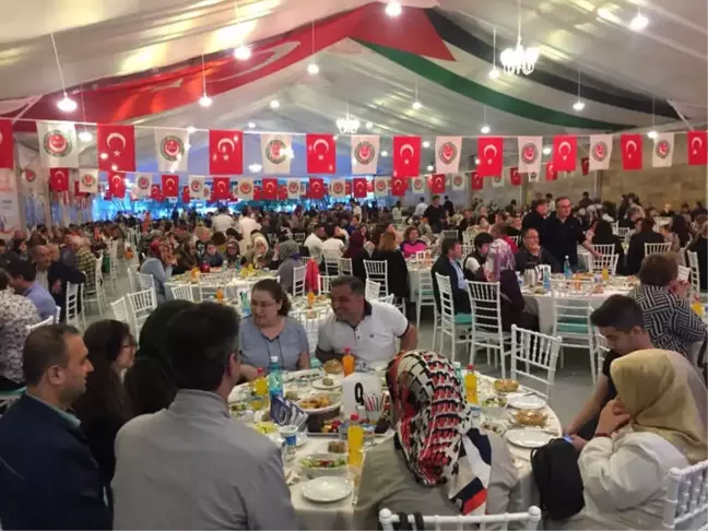 Rumeli Balkan Türkleri Sultangazi'de İftar Sofrasında Buluştu