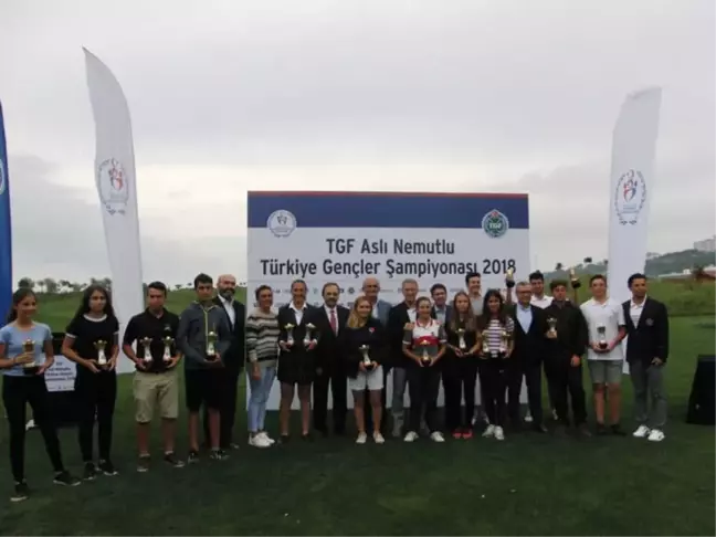 Samsun'da Ertuğrul ve Serra Şampiyon Oldu