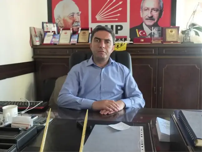 Kiraz'dan Çelenk Parçalama Olayına 'Provakatif Eylem' Değerlendirmesi
