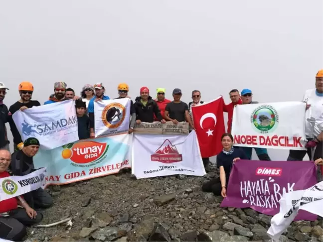 Türkiye'nin En Yüksek Rakımlı Dağcılık Şenliği Erzincan'da Yapıldı